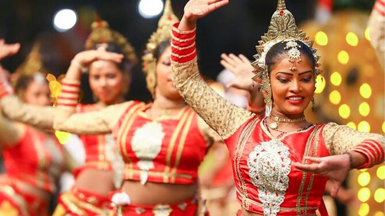 Kandy Esala Perahera - 11. Gün (Biletler ve Koltuklar)
