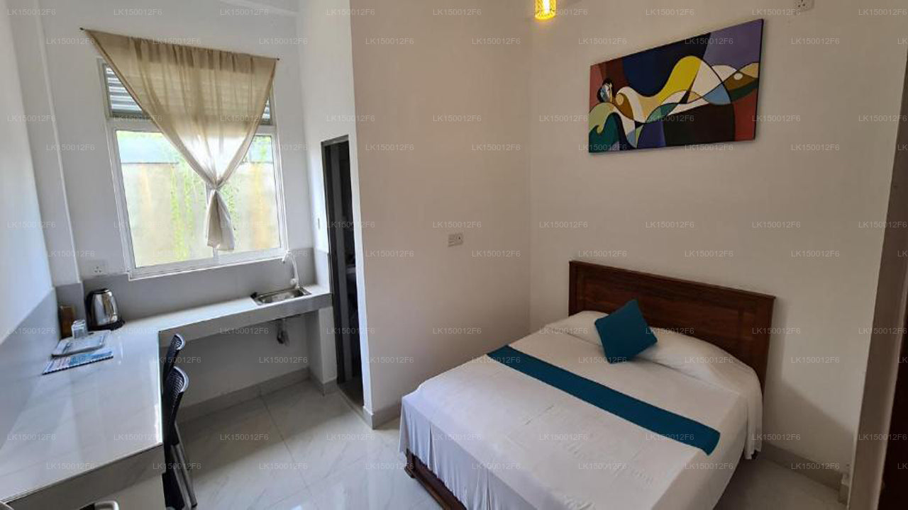 Ceylon Lodge - Havaalanı Transit Otel ve Pansiyon, Negombo