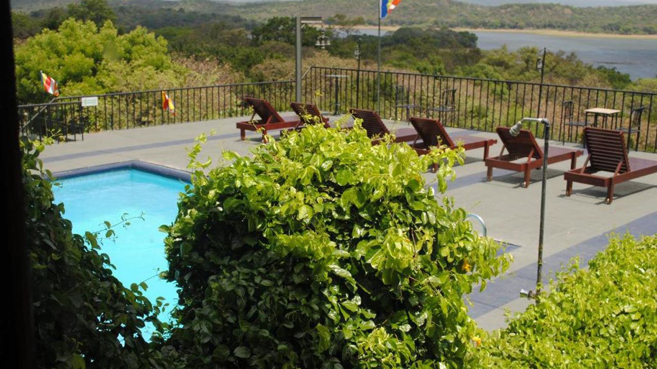 Giritale Otel, Giritale