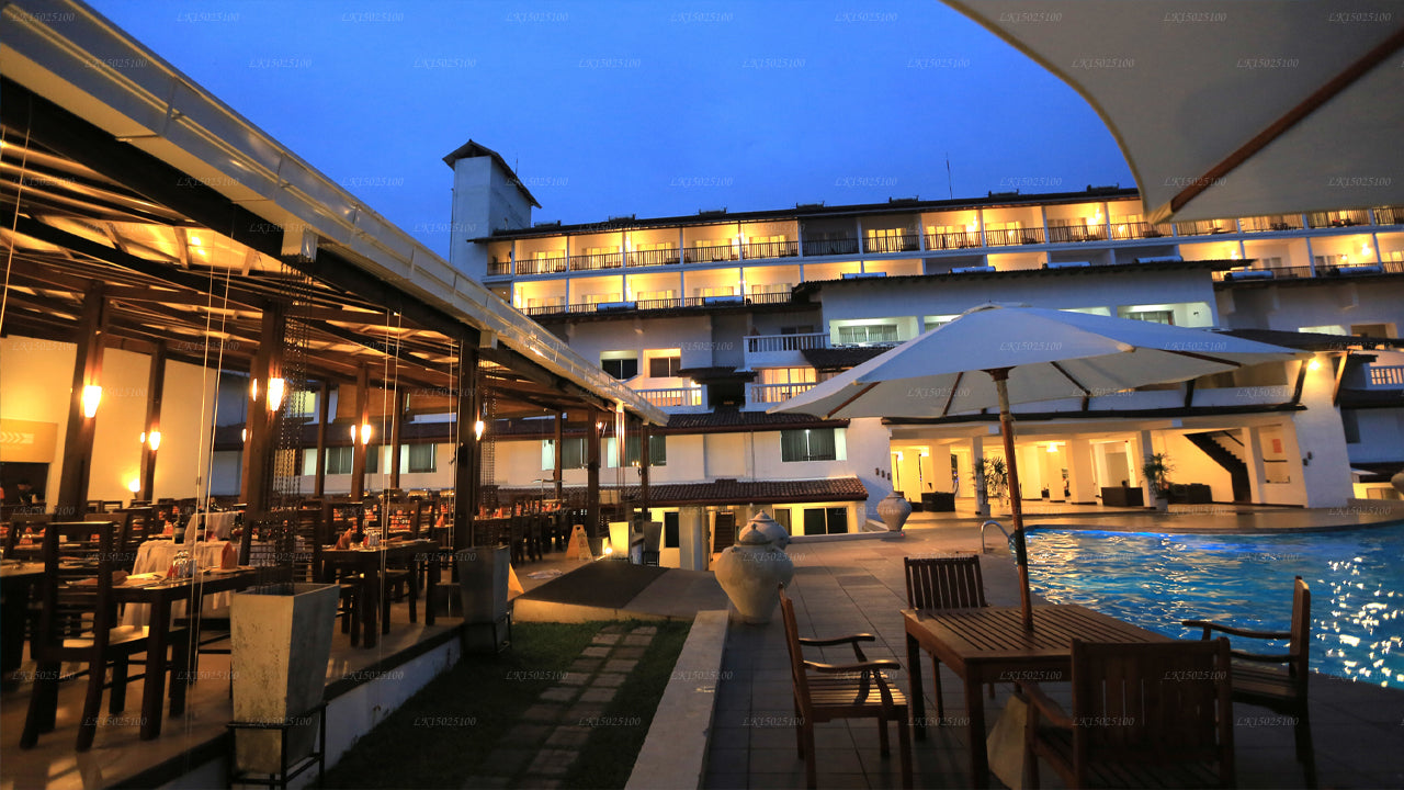 Narenciye Hikkaduwa, Hikkaduwa