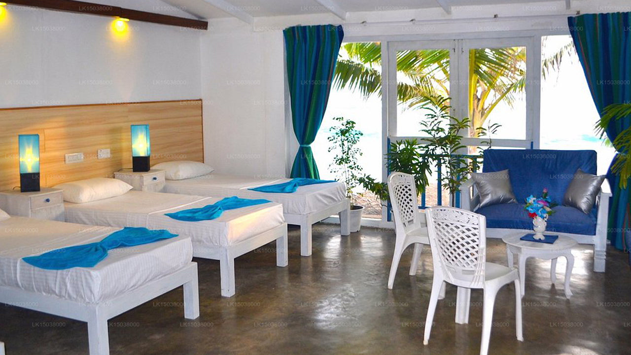 Güney Sahili Tatil Köyü, Ahangama