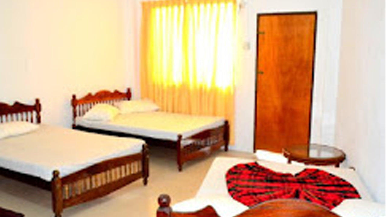 Otel Home Feel, Katunayake