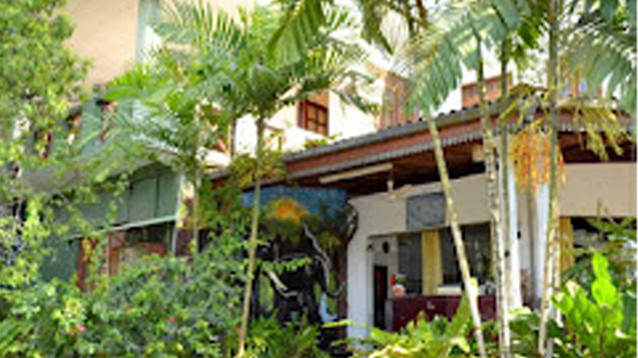 Otel Home Feel, Katunayake