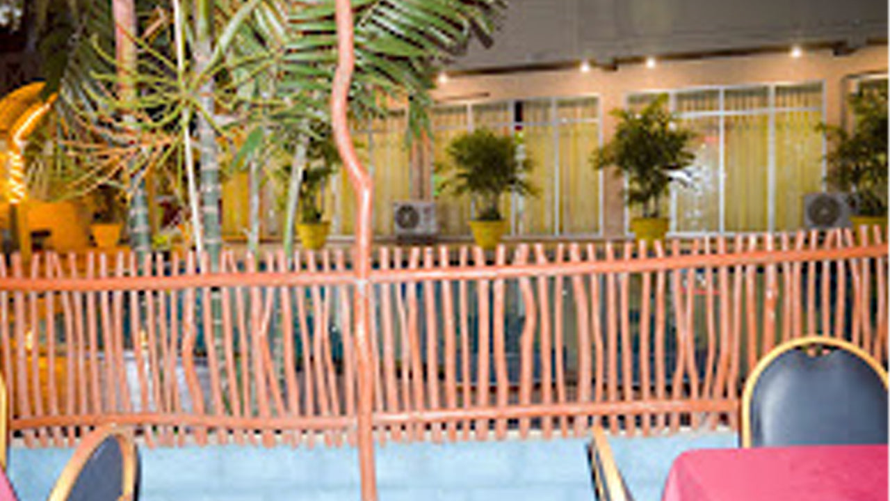 Otel Home Feel, Katunayake