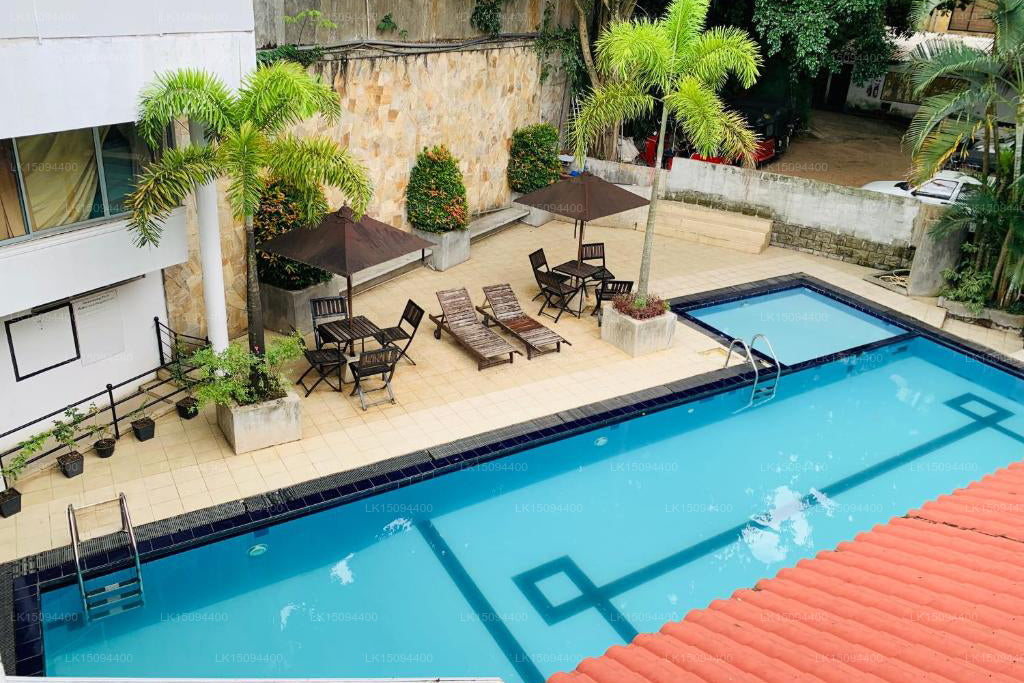 Otel Ganga Addara, Kandy