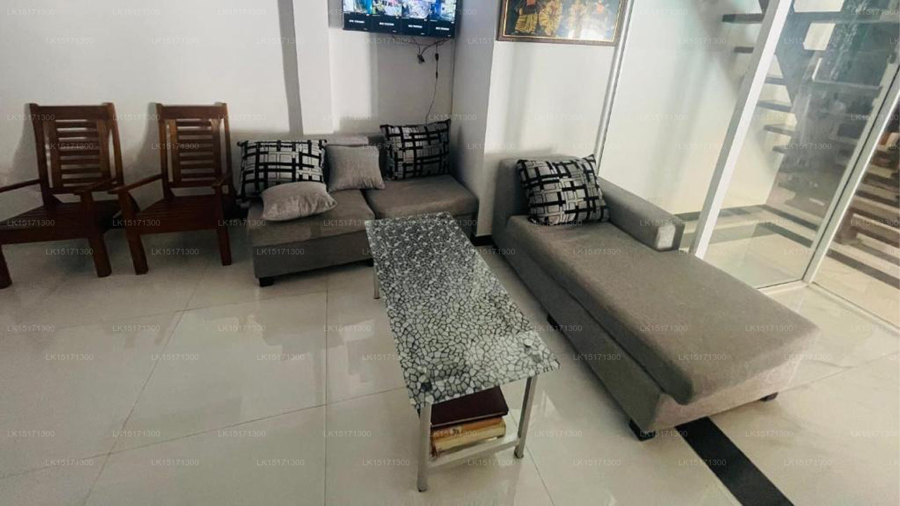 Irana Villa, Chilaw
