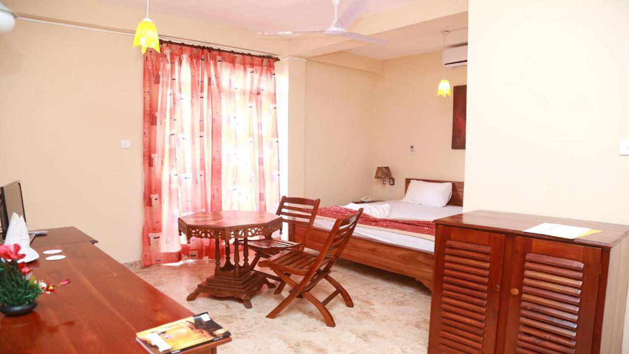 Sea Shine Beach Otel, Wattala