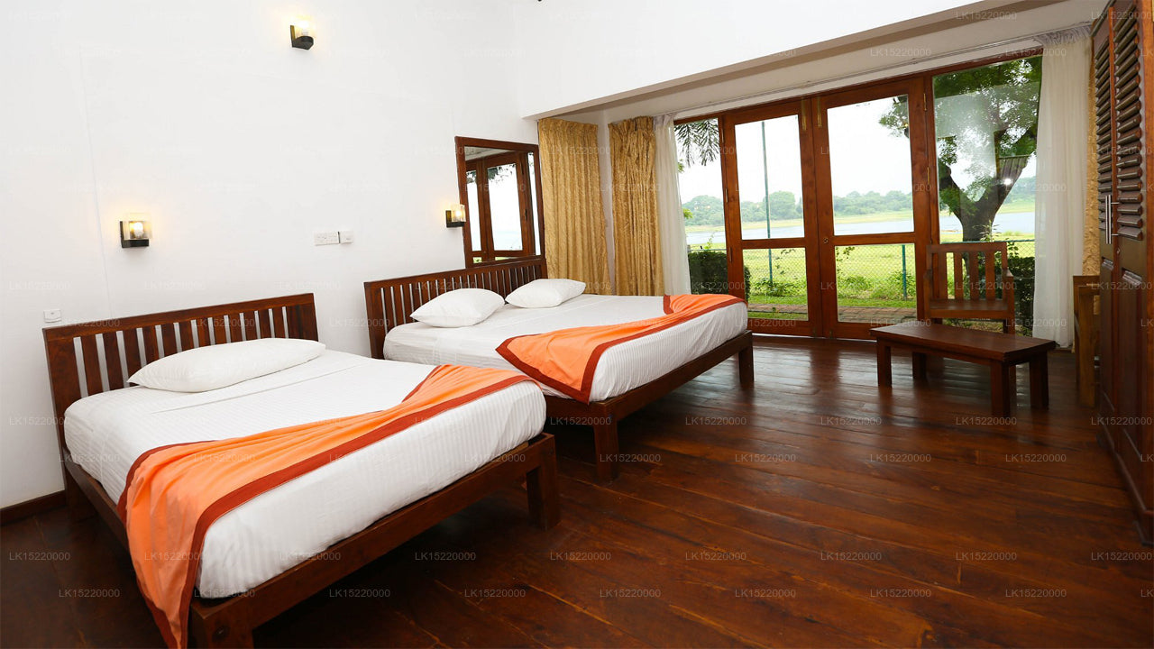 Otel Lake Park, Polonnaruwa
