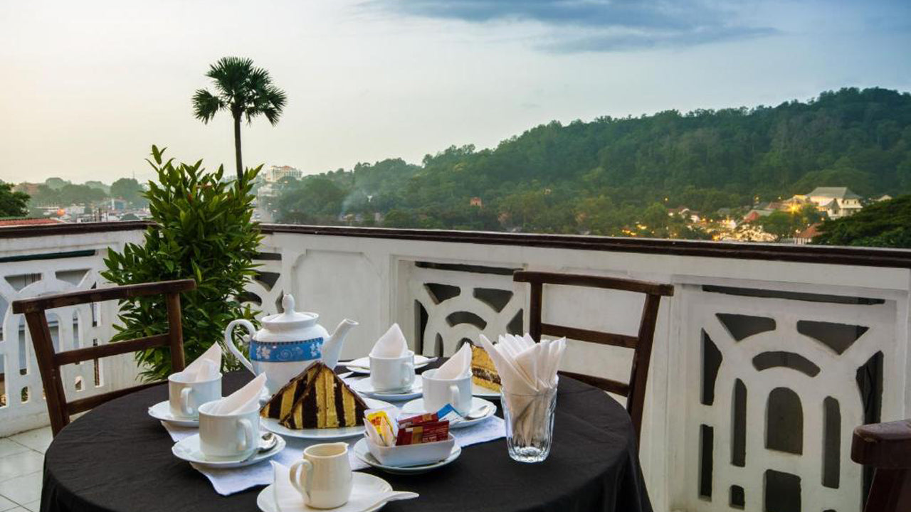 Ceyloni Gölü Rezidansı, Kandy
