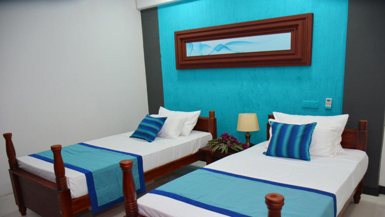 Meili Lanka Şehir Oteli, Kandy