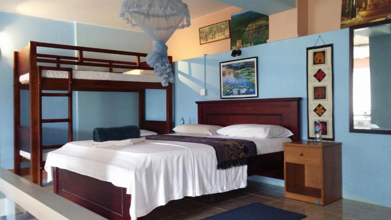 Days Inn, Kandy