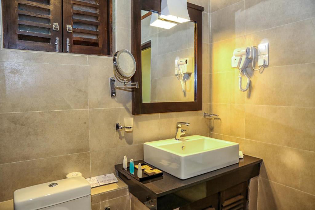 Oak Ray Gölü Tatil Köyü, Tissamaharama