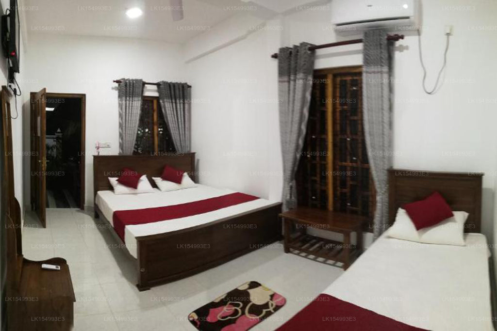 Surf Reef Dalış Plaj Sarayı, Trincomalee