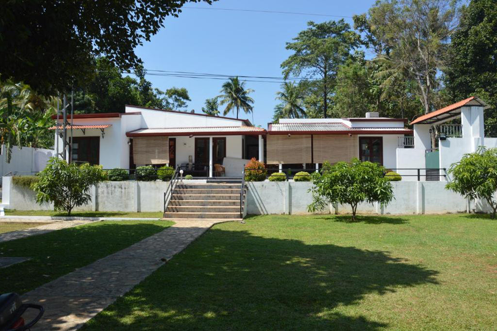 Olivi Sarayı, Udawalawe