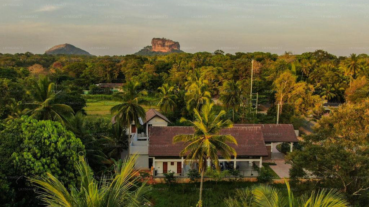 Lion Gate Otel, Sigiriya