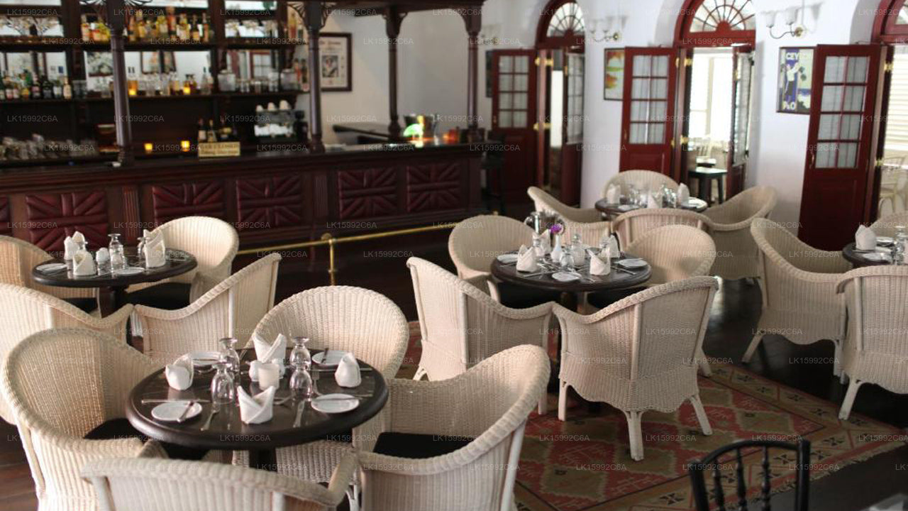 Royal Bar ve Otel, Kandy
