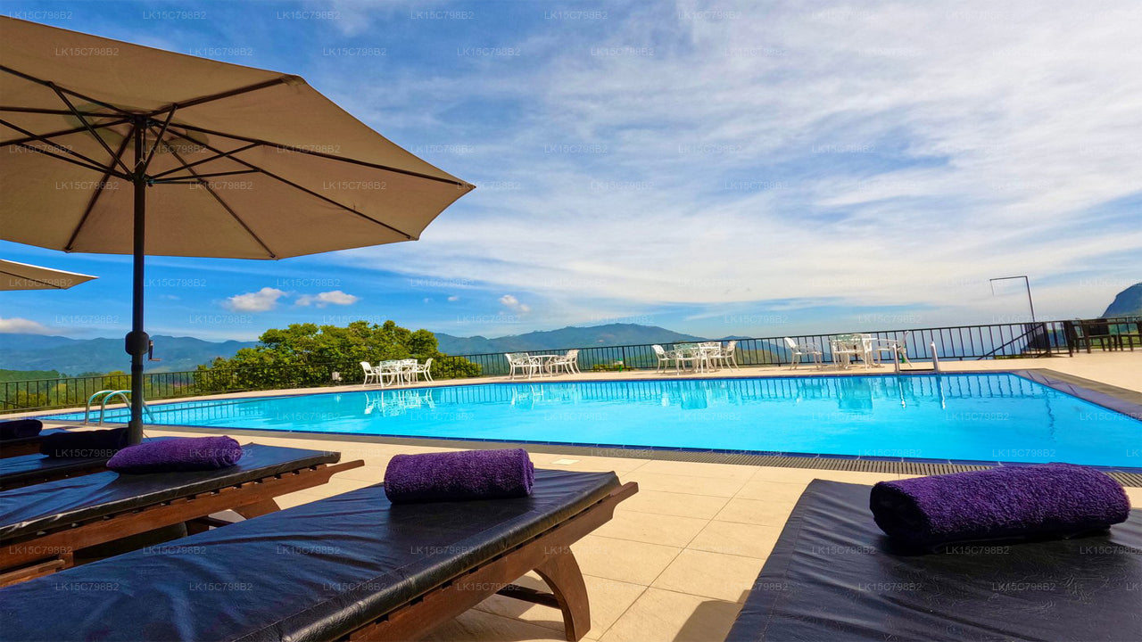 Otel Heaven's Edge, EHI, Ella