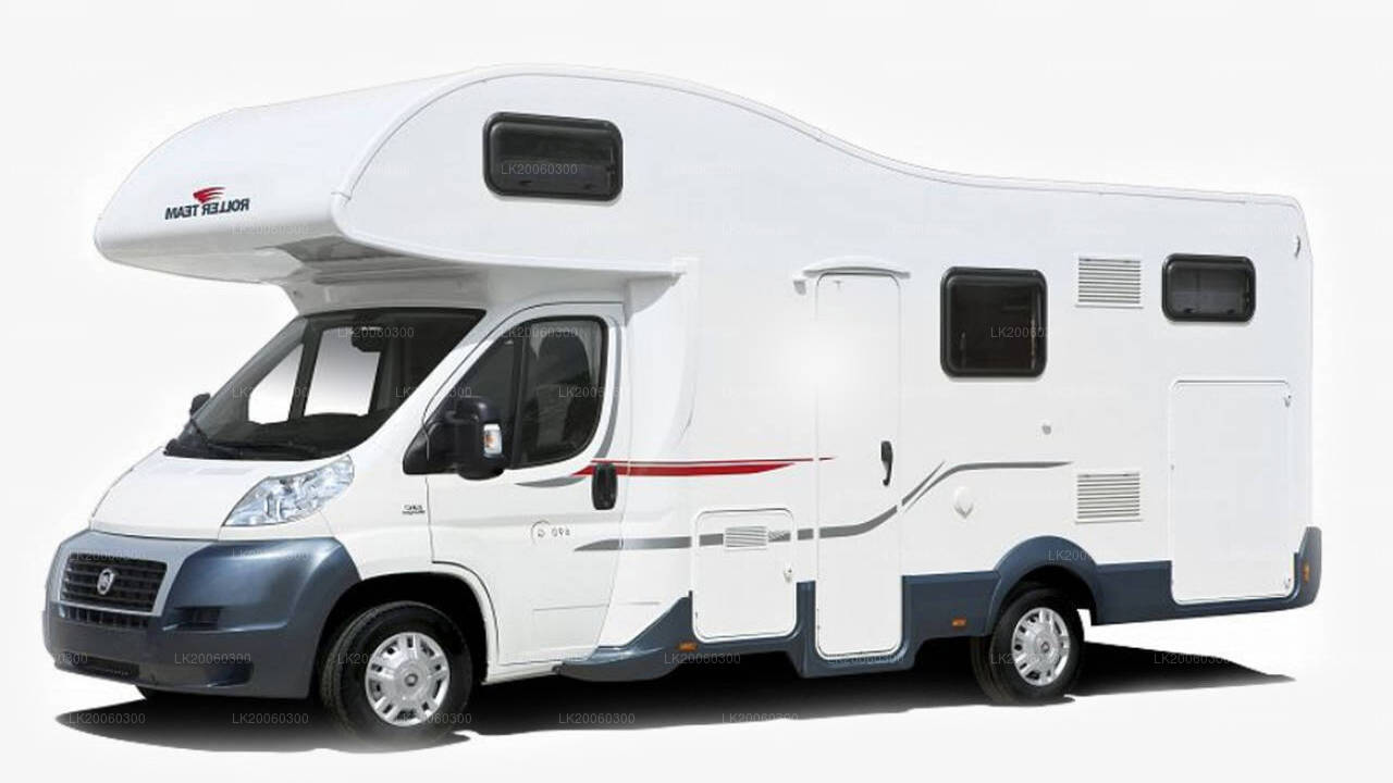 Şoförlü Motorlu Ev Kiralama (Roller Team - Zefiro 690G)