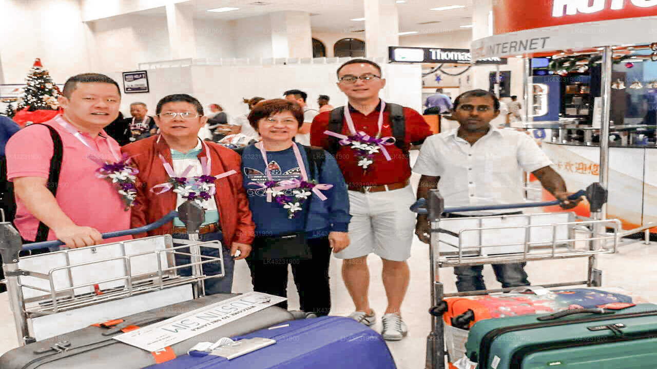 Colombo Havaalanı (CMB) ve Waters Edge, Battaramulla arasında transfer