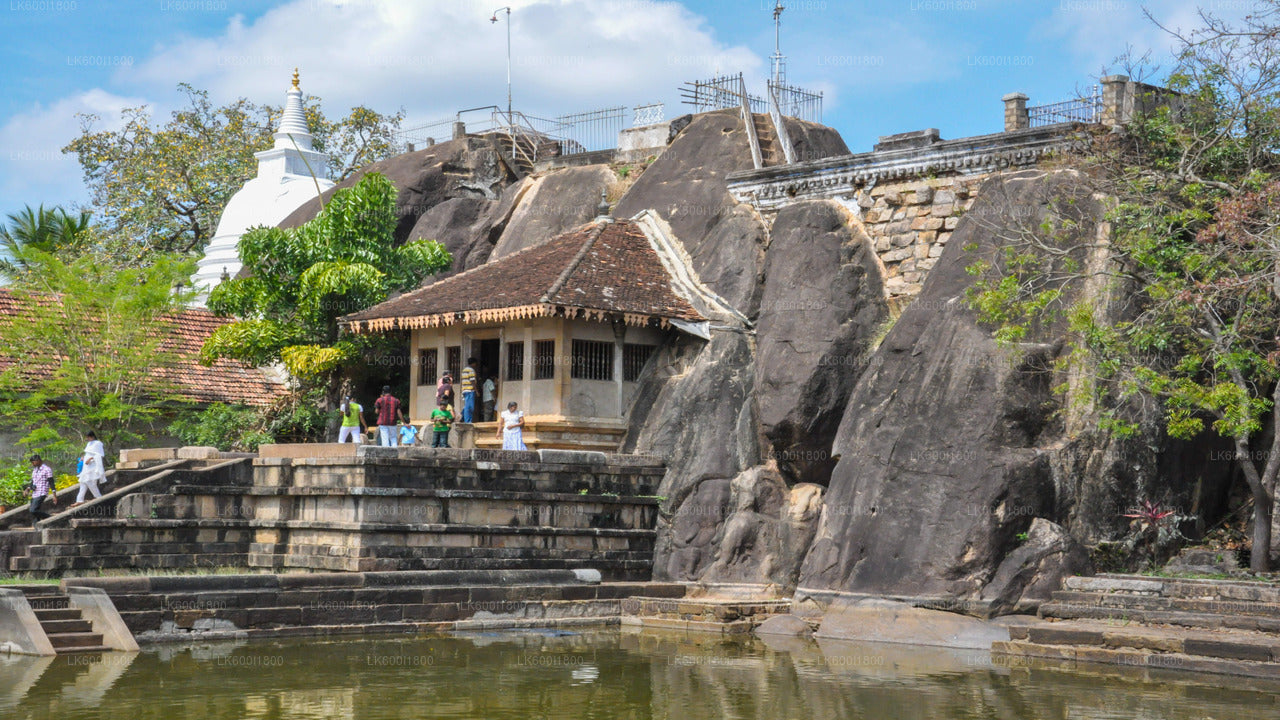 Dambulla'dan Anuradhapura Budist Simgeler Turu