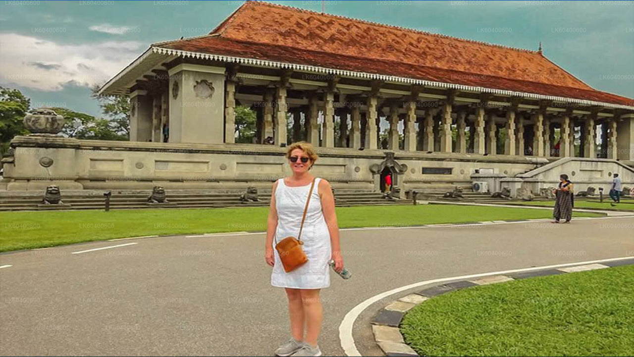 Ahungalla'dan Kolombo Şehir Turu