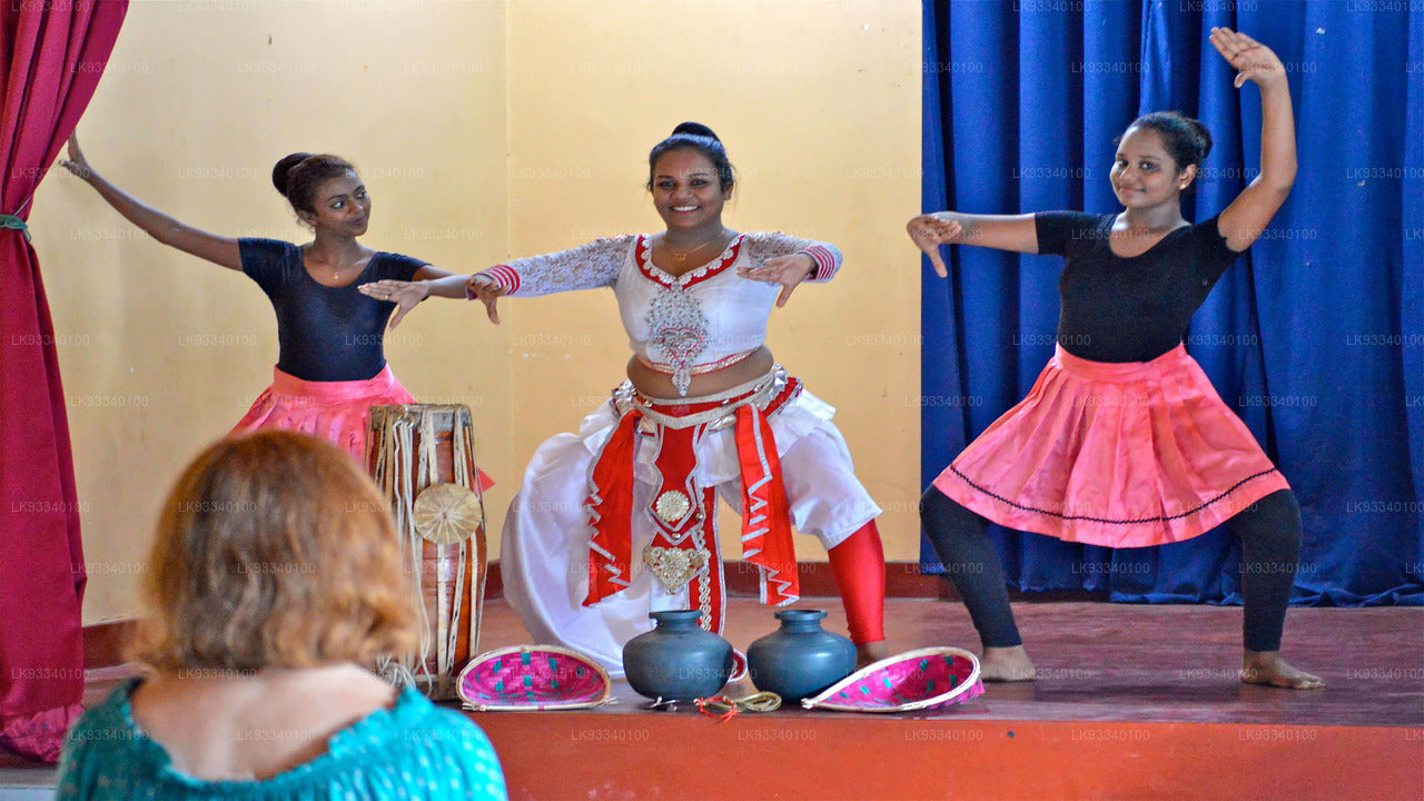 Panadura'dan Geleneksel Dans Deneyimi