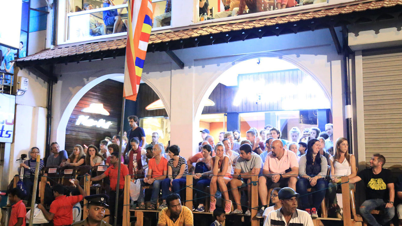 Kandy Esala Perahera - 11. Gün (Biletler ve Koltuklar)