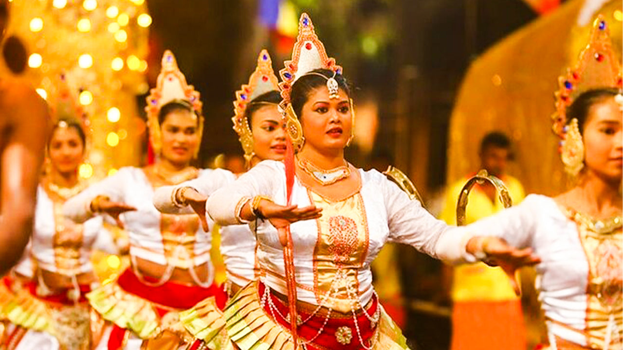 Kandy Esala Perahera - 11. Gün (Biletler ve Koltuklar)