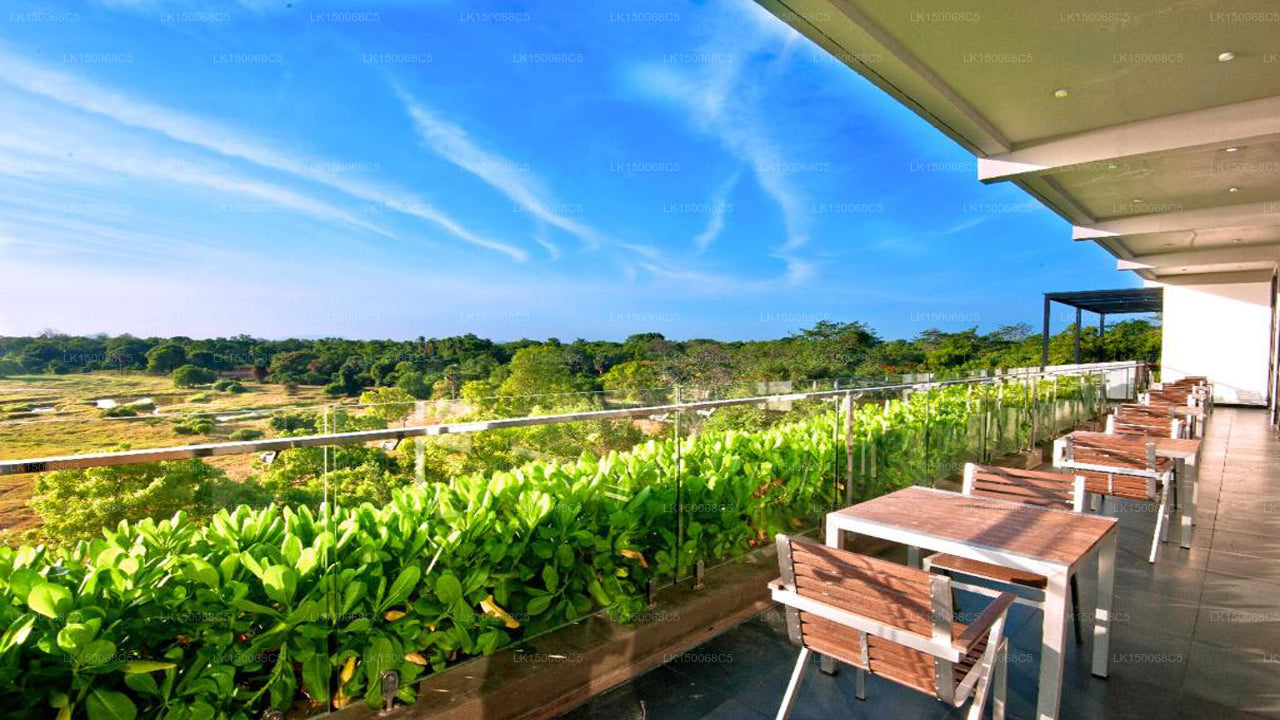 Lake Forest Otel, Anuradhapura