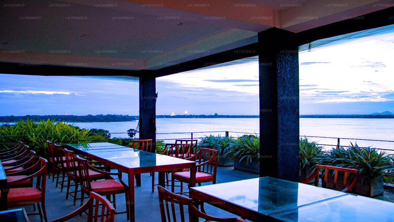 Lake Forest Otel, Anuradhapura