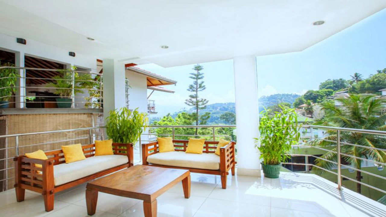 Senani Otel, Kandy