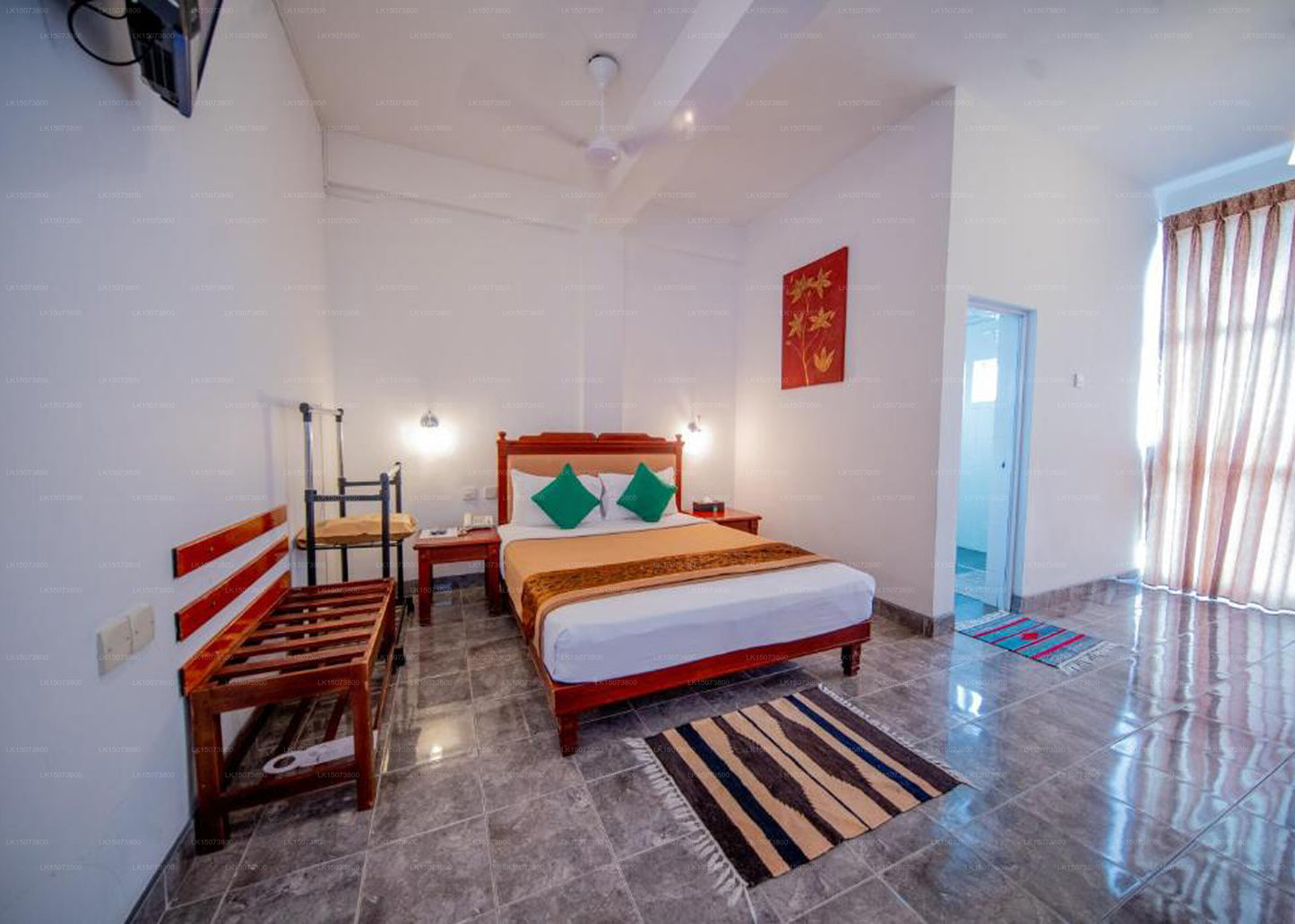 Olympus Plaza Otel, Haputale
