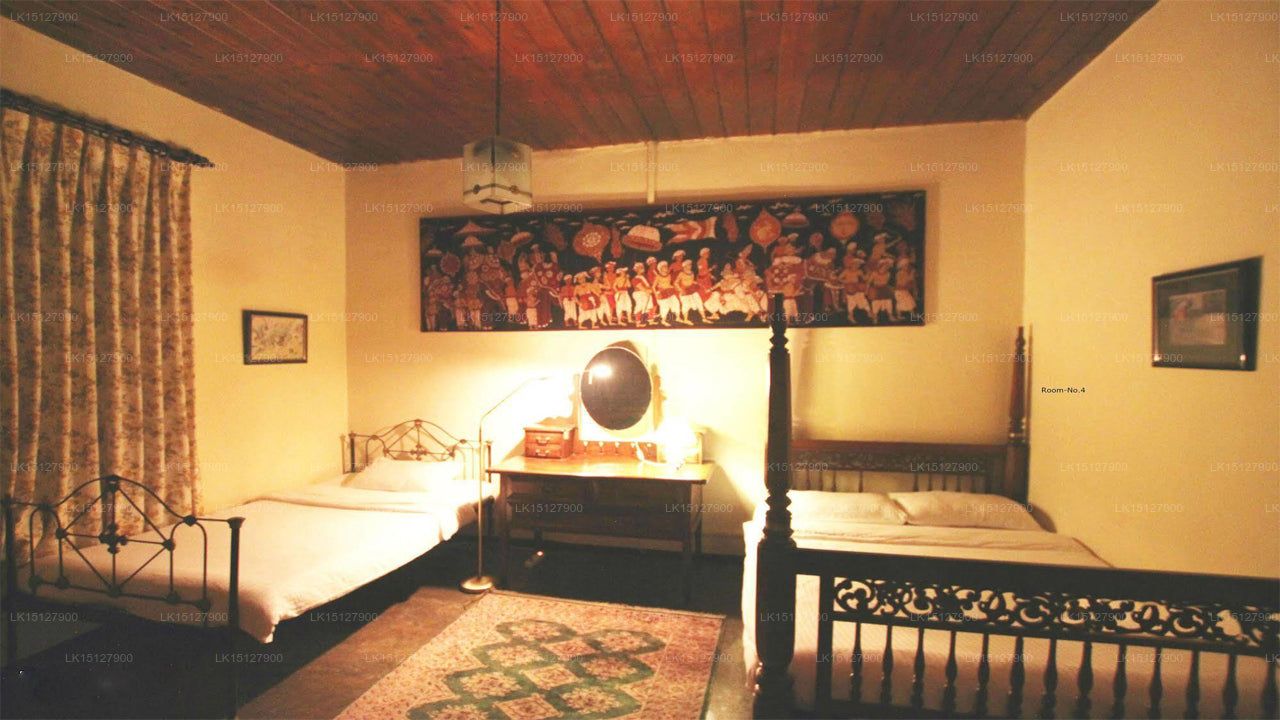 Colonial Holiday Bungalow Senani, Nuwara Eliya