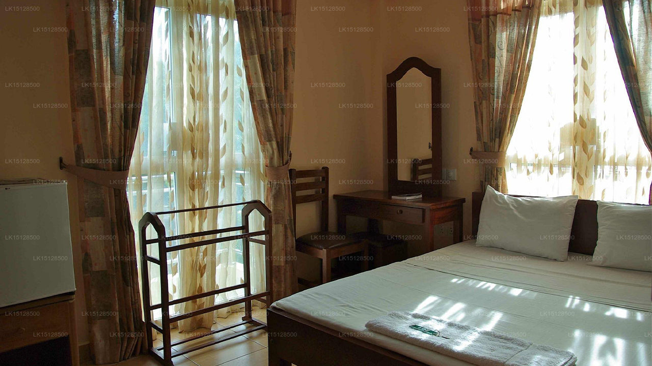 Lux Etoiles, Jaffna