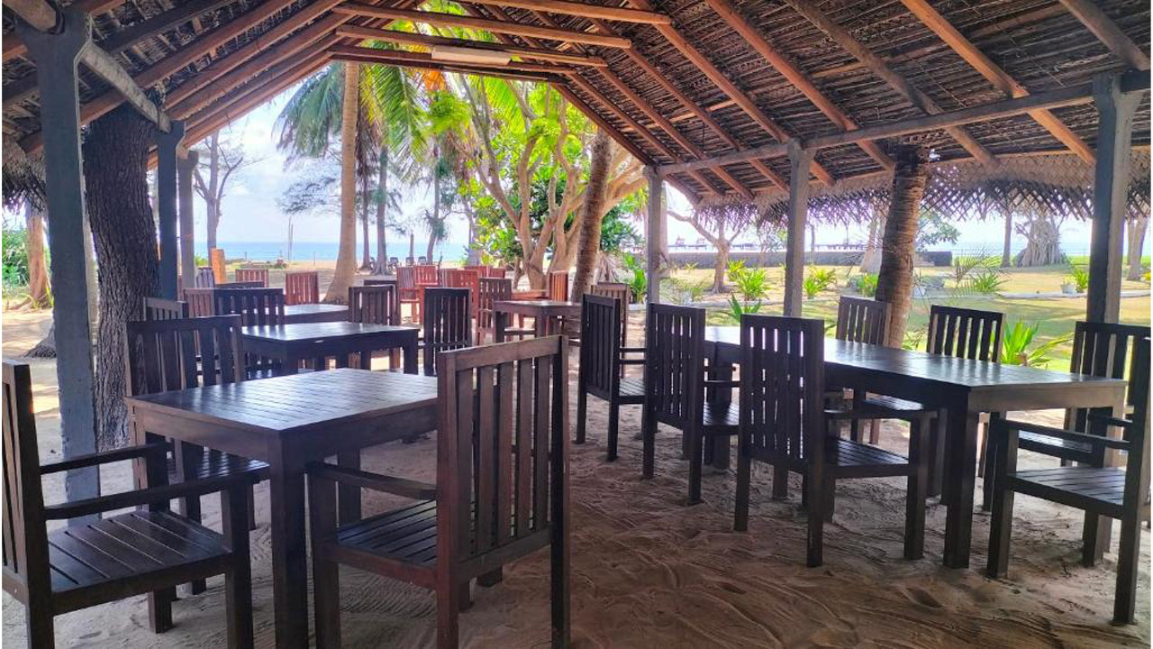 Otel Coral Bay, Nilaveli