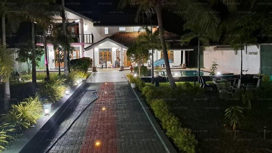 Irana Villa, Chilaw