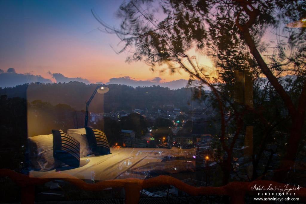 Kare Peg, Kandy