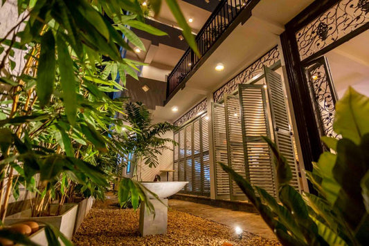 Brixia Cafe ve Misafir, Galle