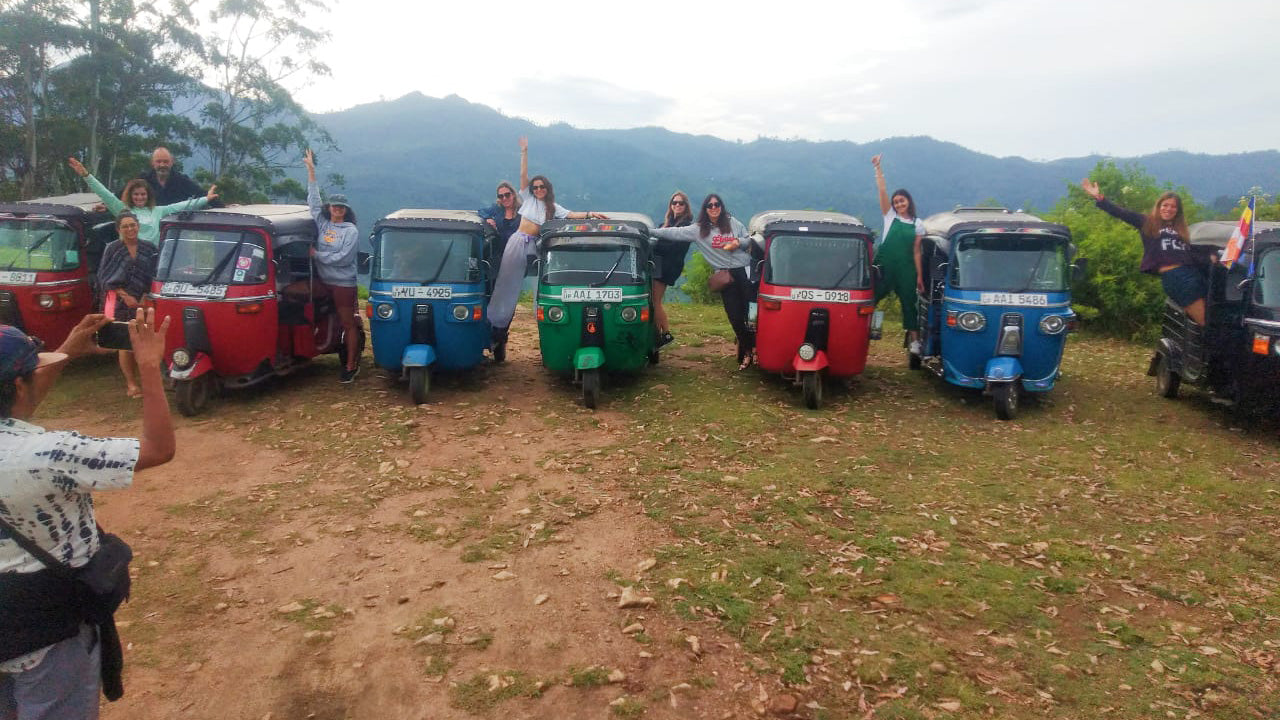 Ella'dan Tuk Tuk Macerası