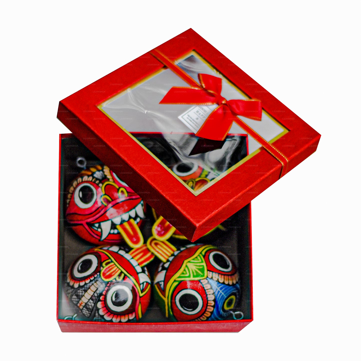 Hindistan Cevizi Kabukları Üzerine Boyalı Sri Lanka Geleneksel Raksha Maskeleri (Mayura, Maru, Agni, Naga) (4'lü Paket)