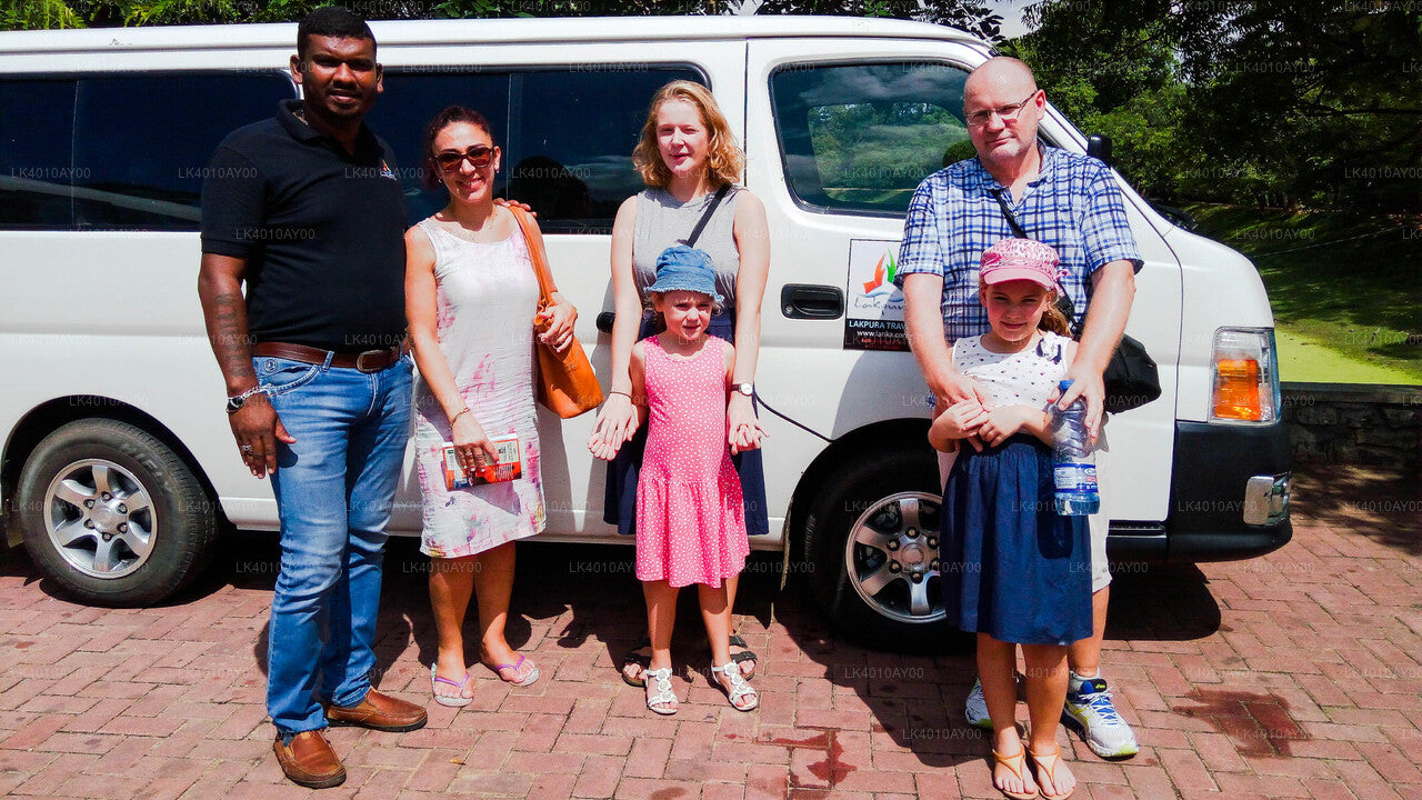 Colombo Airport (CMB) to Ampara City Private Transfer