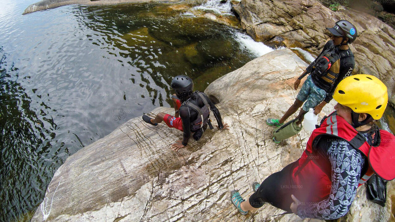 Kitulgala'dan İleri Kanyon Geçişi
