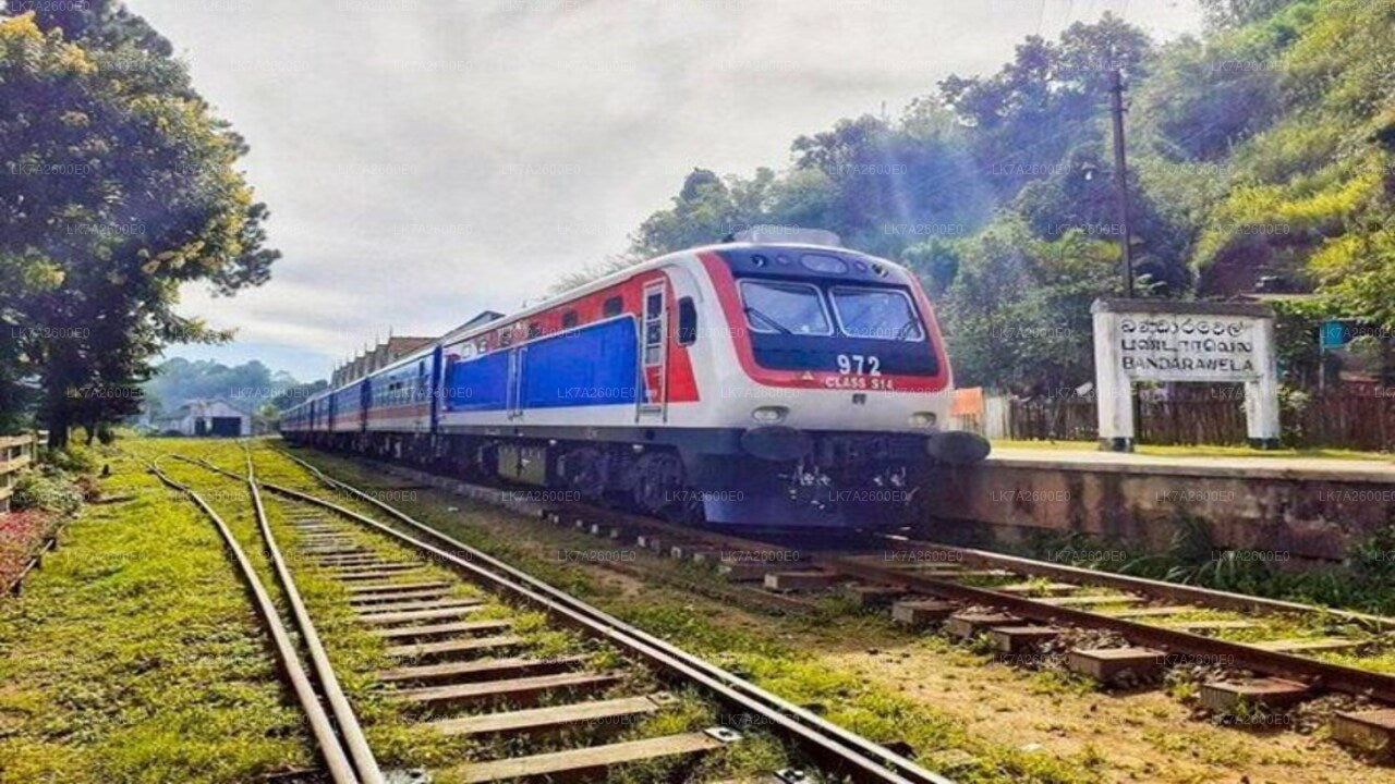 Peradeniya - Badulla tren yolculuğu (Tren No: 1001 “Denuwara Menike”)
