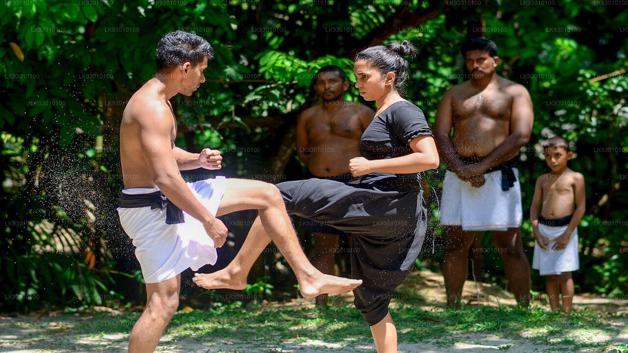 Colombo'dan Angampora Dövüş Sanatları Gösterisi